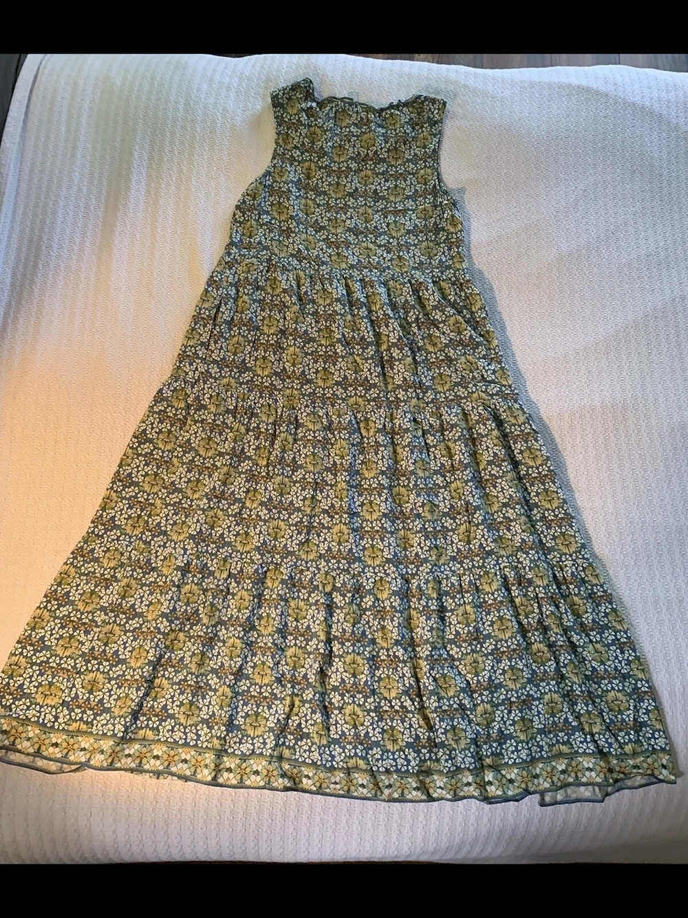 Max Studio Sleeveless Floral Maxi Dress in Blue and Green - Picture 10 of 12